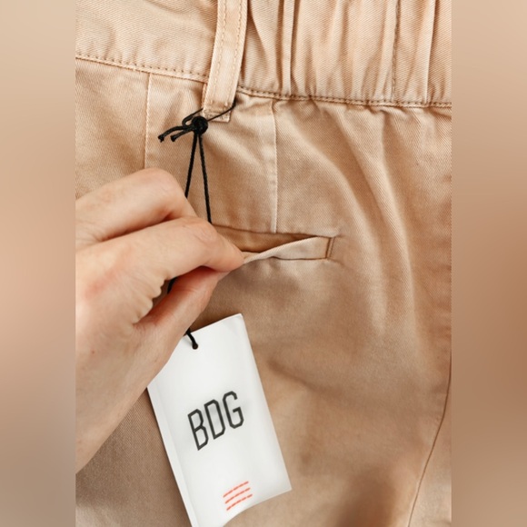 BDG Urban Outfitters NWT Logan Pleated Chino Grandpa Pant Wide Leg Khaki Women S - Picture 7 of 16
